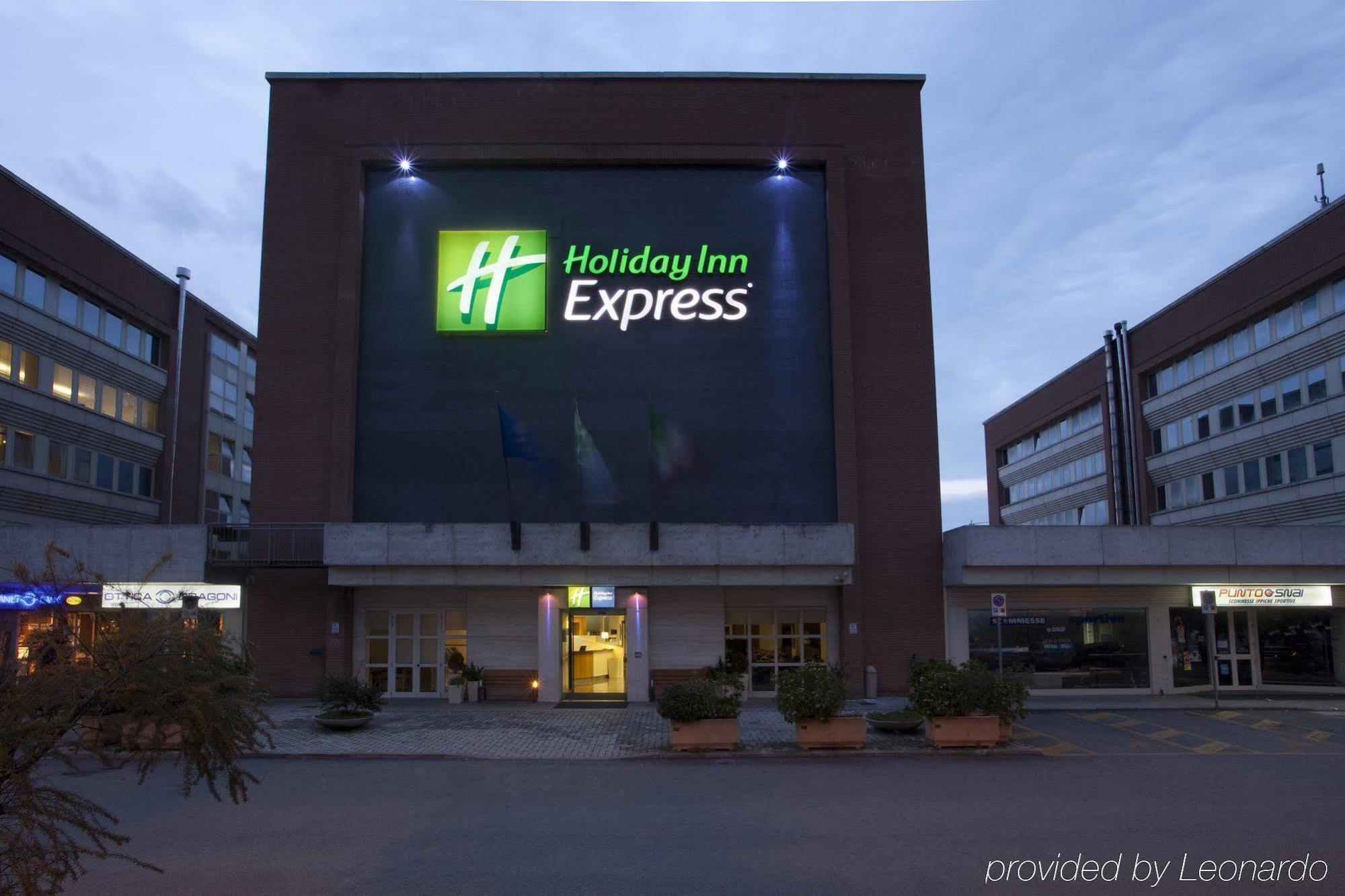 City Hotel & Suites Foligno Luaran gambar