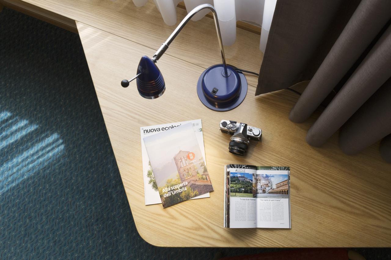 City Hotel & Suites Foligno Luaran gambar